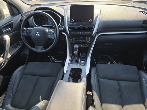 Used 2022 Mitsubishi Eclipse Cross SE image 21