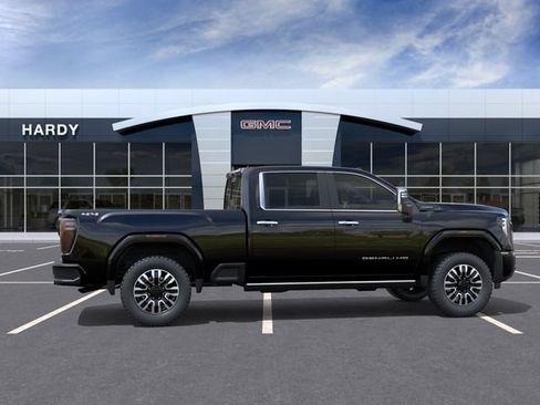 New 2026 GMC Sierra 2500 Denali Ultimate AWD/4WD image 5