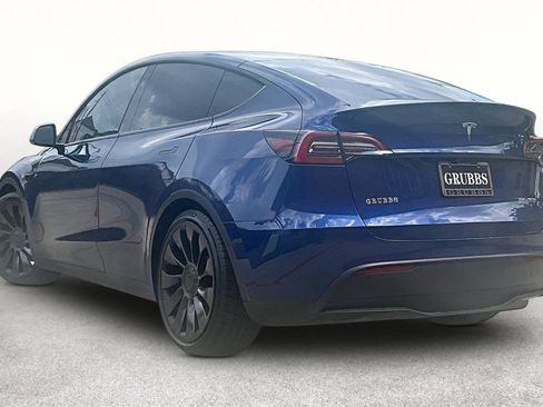 Used 2023 Tesla Model Y Performance AWD/4WD image 14