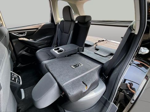 Used 2023 Subaru Forester Premium AWD/4WD image 20