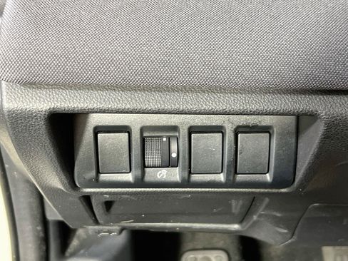 Used 2023 Subaru Outback Premium AWD/4WD image 10