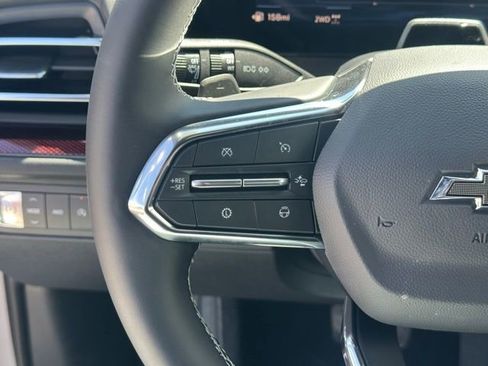 New 2026 Chevrolet Traverse Z71 w/ Enhanced Driving Package AWD/4WD image 4