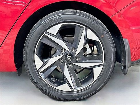 Used 2023 Hyundai Elantra Limited w/ Cargo Package image 34