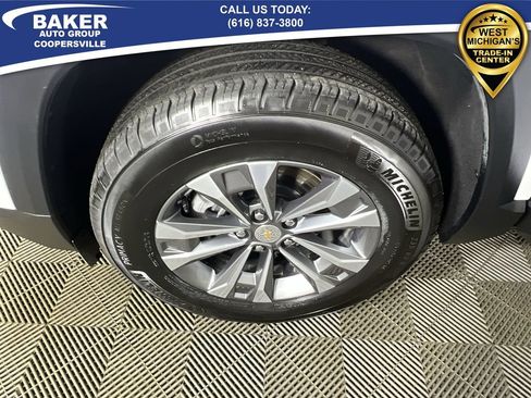 Certified 2025 Chevrolet Equinox LT image 33