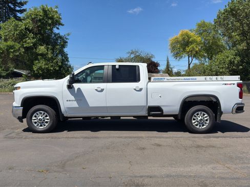 Used 2026 Chevrolet Silverado 2500 LT AWD/4WD image 25