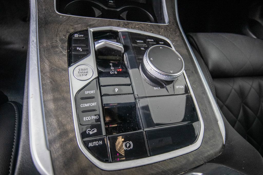 Used 2024 BMW X5 xDrive40i w/ Premium Package AWD/4WD image 26