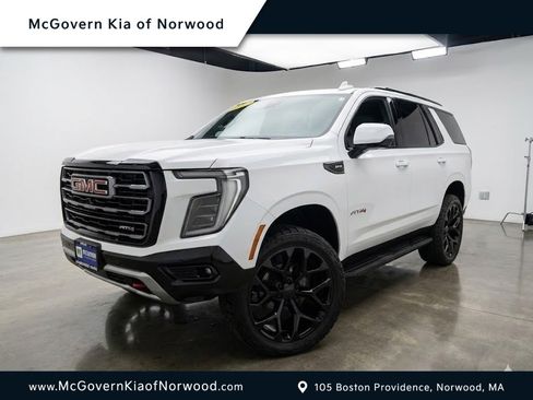 Used 2025 GMC Yukon AT4 image 1