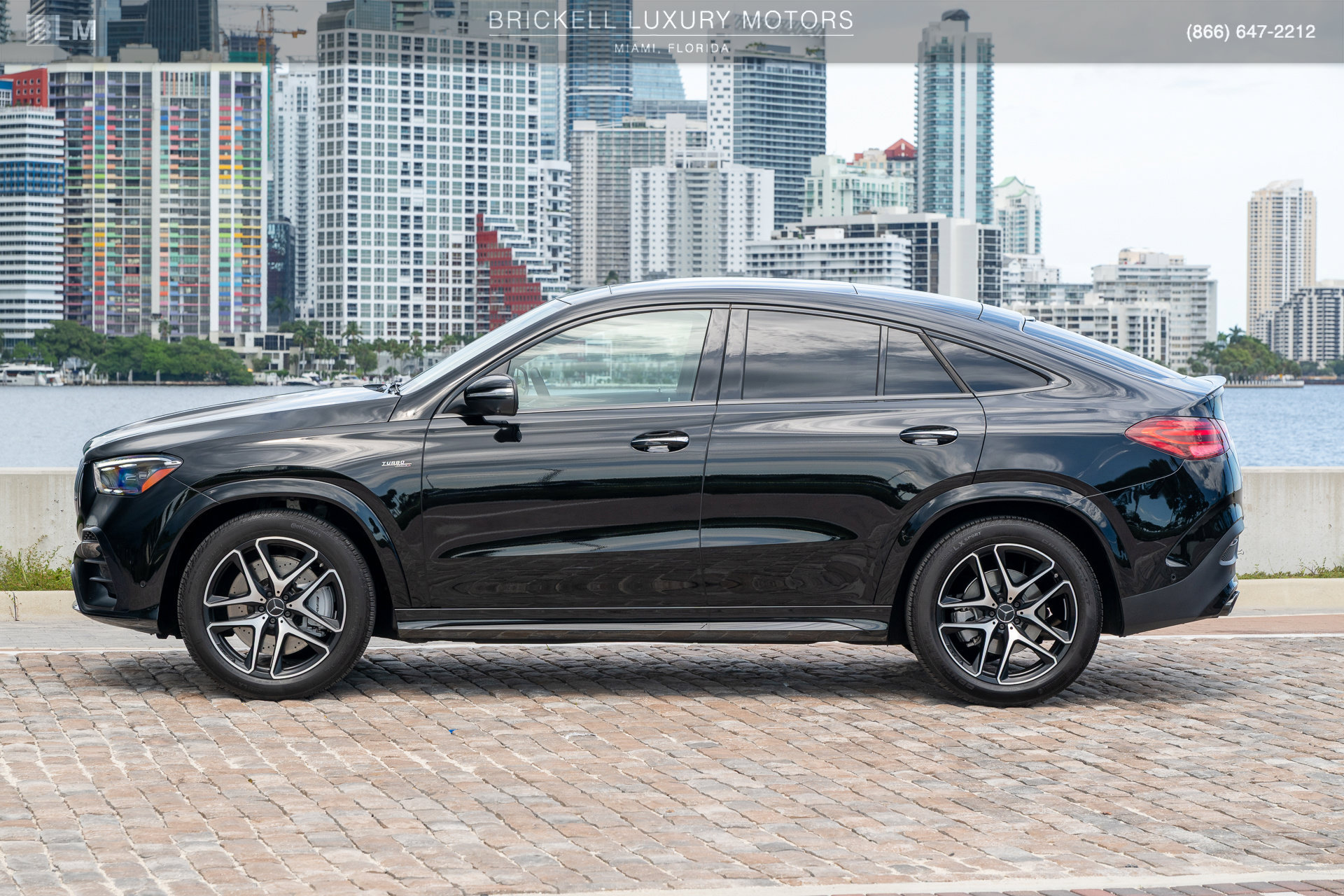 Used 2024 Mercedes-Benz GLE 53 AMG 4MATIC Coupe w/ Driver Assistance Package image 11