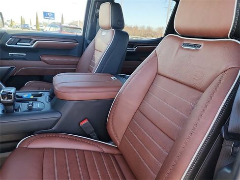 New 2026 GMC Sierra 1500 Denali Ultimate image 17