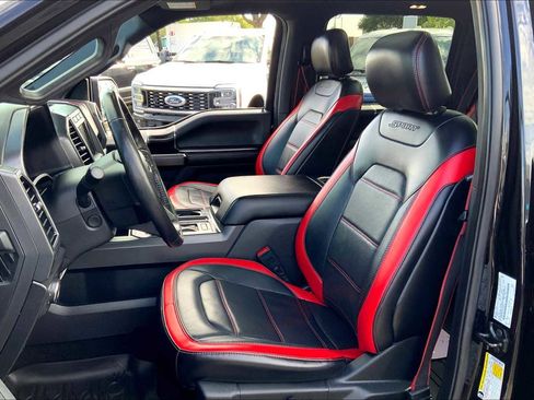 Used 2019 Ford F150 Lariat w/ Equipment Group 502A Luxury image 7