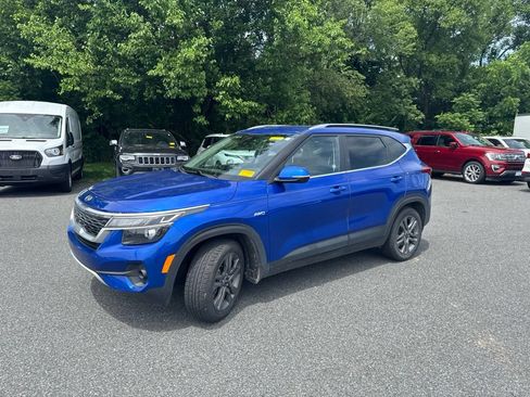 Used 2021 Kia Seltos S AWD/4WD image 3