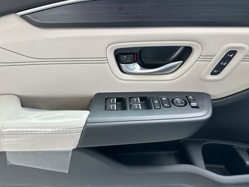 New 2026 Honda Pilot Touring image 11