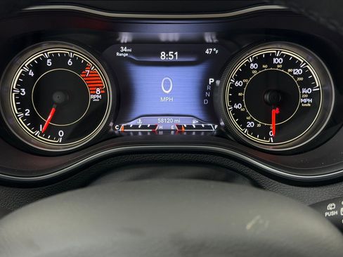 Used 2022 Jeep Cherokee Limited image 20