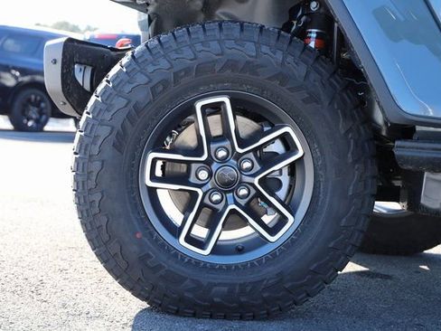 New 2026 Jeep Gladiator Mojave w/ Steel Bumper Group image 2