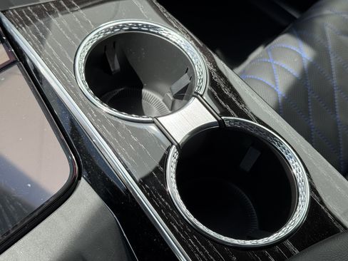 New 2025 Cadillac Escalade IQ Sport 1 w/ Smart Trailering package image 28