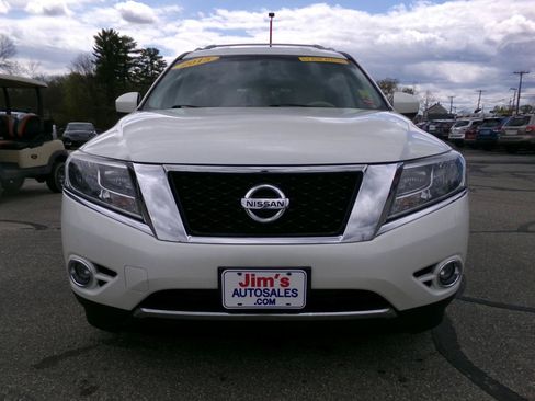 Used 2015 Nissan Pathfinder SL w/ SL Tech Package FWD image 8