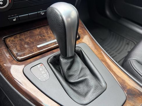 Used 2007 BMW 328xi Wagon image 25