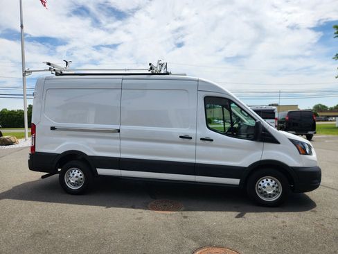 Used 2023 Ford Transit 250 Medium Roof AWD w/ Load Area Protection Package image 17