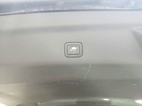 Used 2021 Chevrolet Tahoe Z71 AWD/4WD image 47