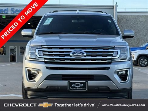 Used 2021 Ford Expedition Limited image 3
