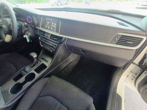 Used 2020 Kia Optima LX FWD image 45