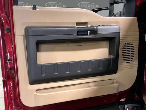 Used 2014 Ford F250 Lariat w/ Chrome Package image 12