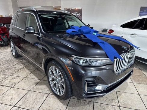 Used 2019 BMW X7 xDrive40i w/ Premium Package image 2