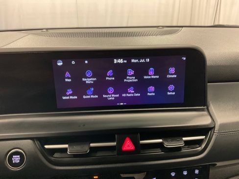 Used 2024 Kia Seltos SX AWD/4WD image 21