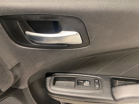 Used 2019 Dodge Charger SXT w/ Driver Confidence Group image 33