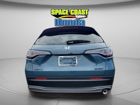 New 2026 Honda HR-V Sport image 4