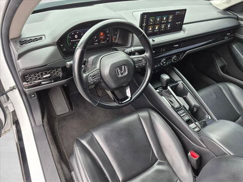 Used 2024 Honda Accord EX-L image 9