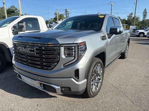 Used 2023 GMC Sierra 1500 Denali Ultimate AWD/4WD image 4