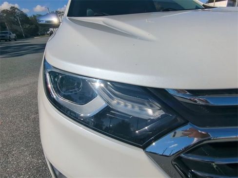 Used 2021 Chevrolet Equinox Premier image 11