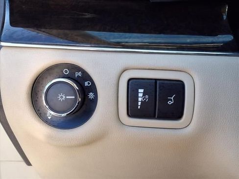 Used 2015 Lincoln MKT AWD w/ Equipment Group 201A image 18