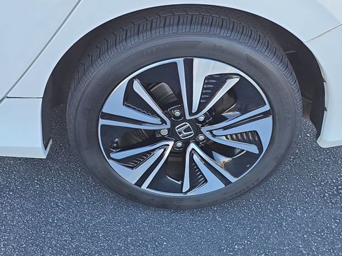 Used 2016 Honda Civic EX-T image 33