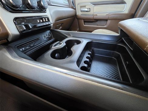 Used 2019 RAM 2500 Laramie image 25