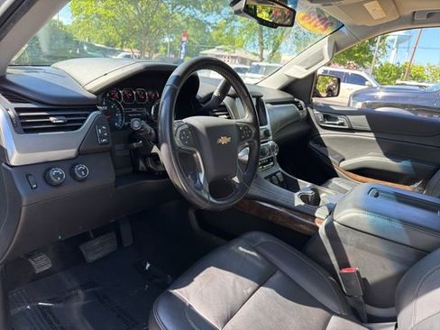 Used 2018 Chevrolet Suburban LT AWD/4WD image 14