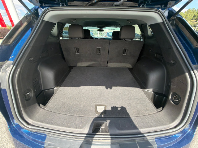 Used 2022 Chevrolet Blazer LT FWD image 18