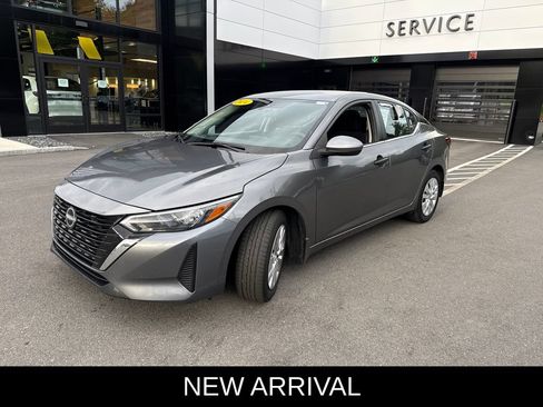 Used 2024 Nissan Sentra S w/ Lighting Package FWD image 1