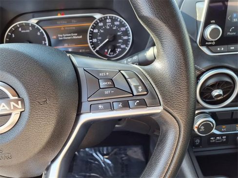 Used 2024 Nissan Sentra SV image 14