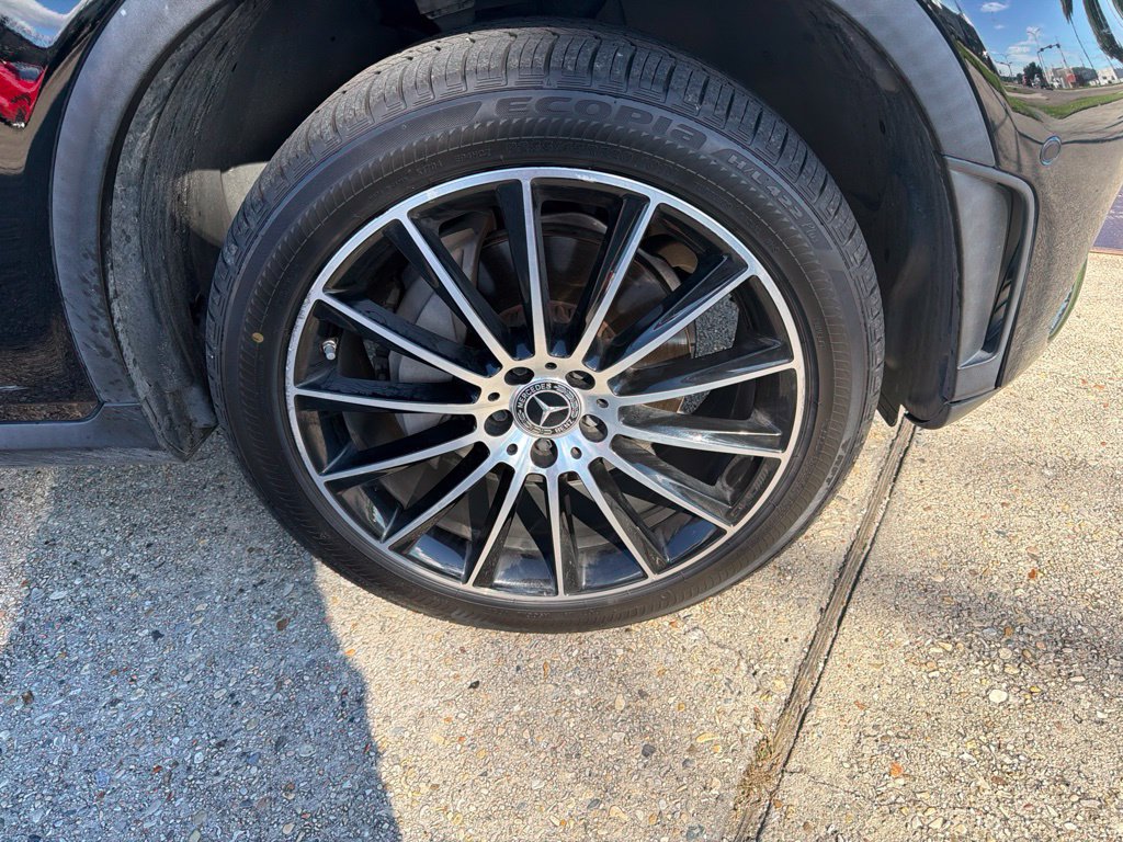 Used 2021 Mercedes-Benz GLC 300 image 25