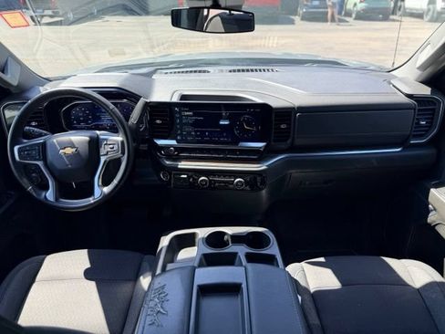 Used 2023 Chevrolet Silverado 1500 LT w/ Protection Package AWD/4WD image 21