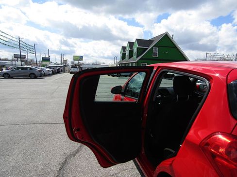 Used 2021 Chevrolet Spark LT FWD image 18
