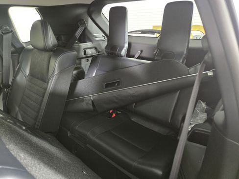 New 2026 Mitsubishi Outlander SE image 12