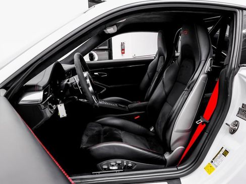 Used 2015 Porsche 911 GT3 image 9