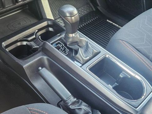 Used 2019 Toyota Tacoma TRD Sport AWD/4WD image 12