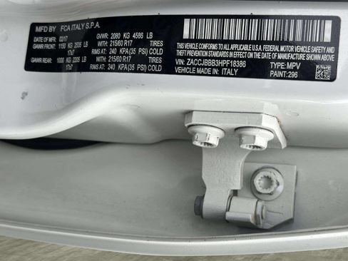 Used 2017 Jeep Renegade Latitude image 25