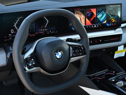 New 2026 BMW 530i w/ Premium Package image 11