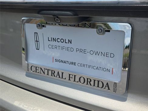 Certified 2023 Lincoln Nautilus Reserve w/ Equipment Group 201A FWD image 7