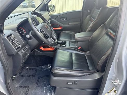 Used 2023 Nissan Frontier PRO-4X w/ Pro-4X Premium Package AWD/4WD image 15
